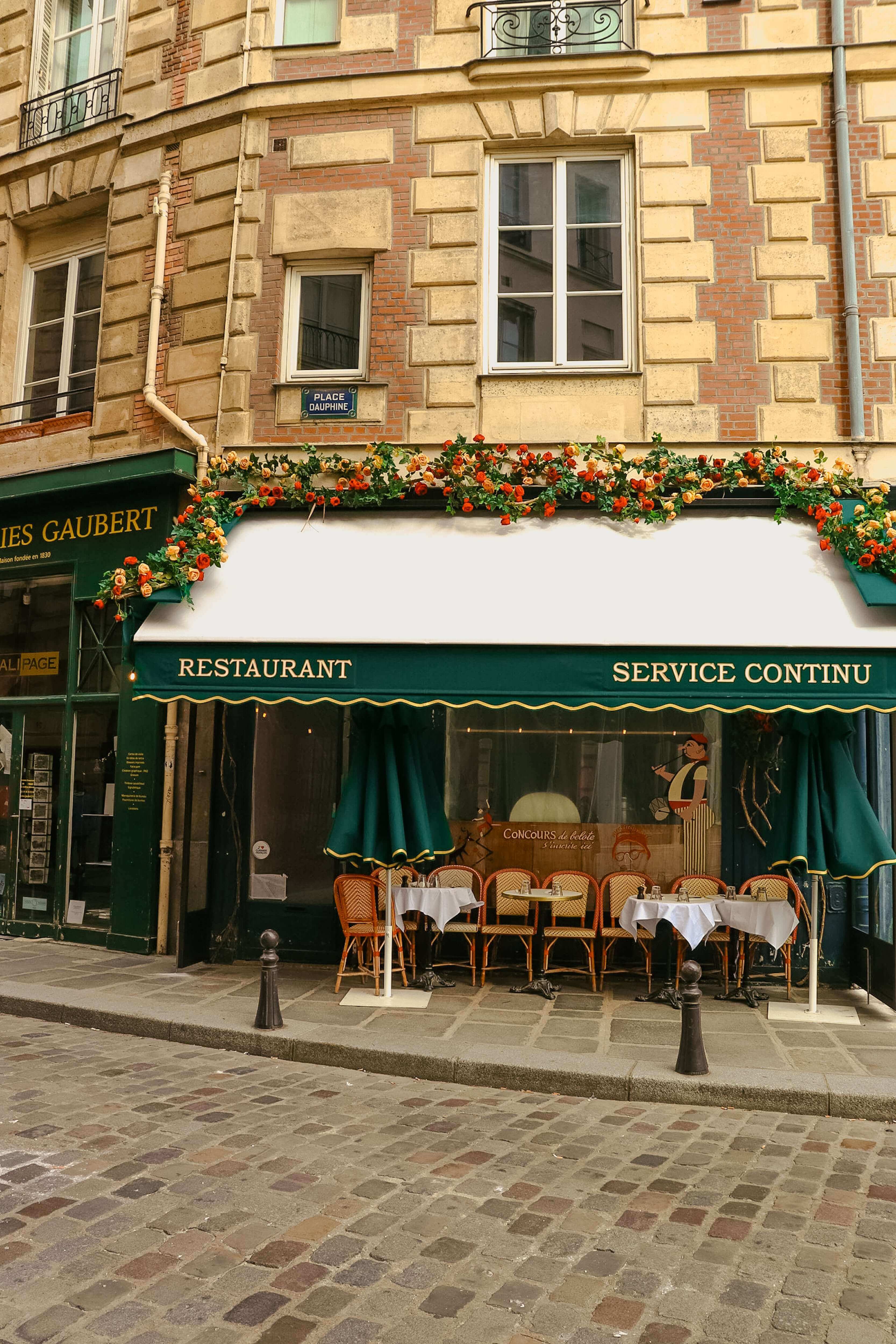 Resteraunt terrace